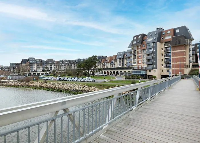 Le Cap Normand - Vue Cabourg